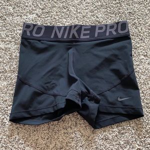 Black Nike Pros